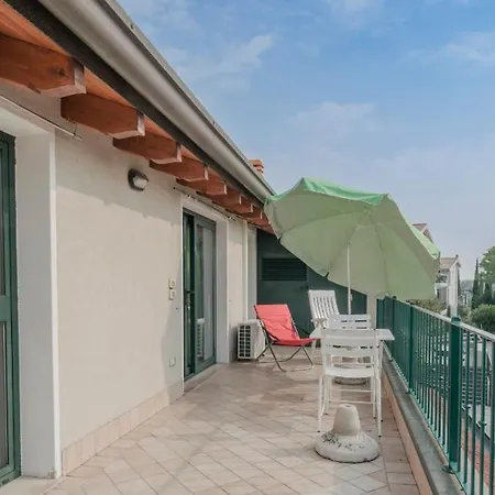 Natalina - A 100 Metri Dalle Terme Virgilio Сasa de vacaciones *