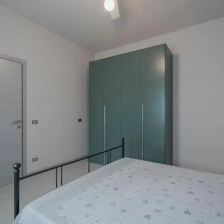 Natalina - A 100 Metri Dalle Terme Virgilio * Sirmione